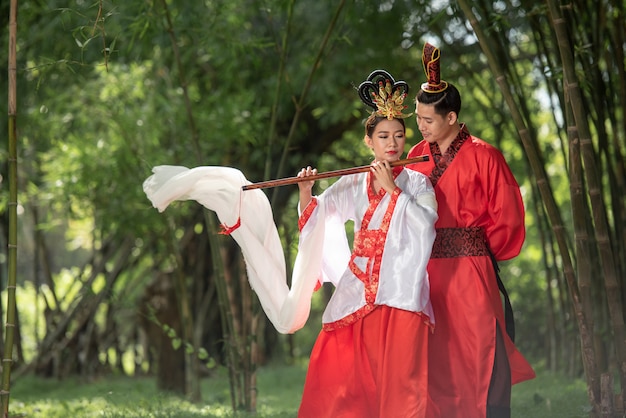 Traje antigo chinês