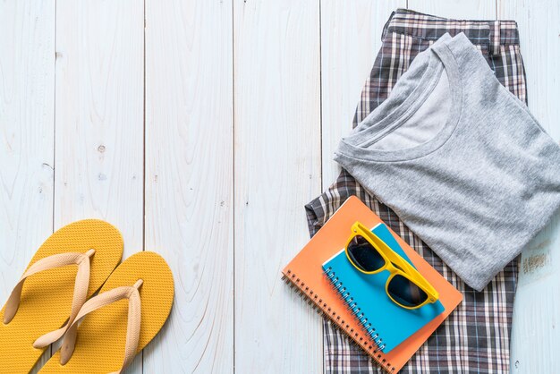 trajes casuales de hombre de viajero, vacaciones de verano