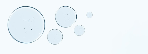 Transparentes Gel auf weißem Hintergrund Leerer Raum