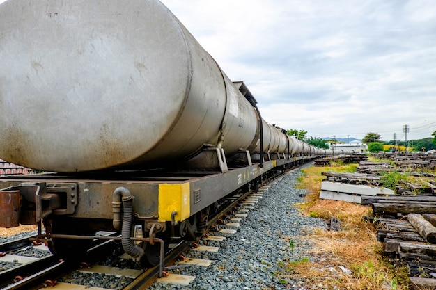 Transporte de aceite en tren.