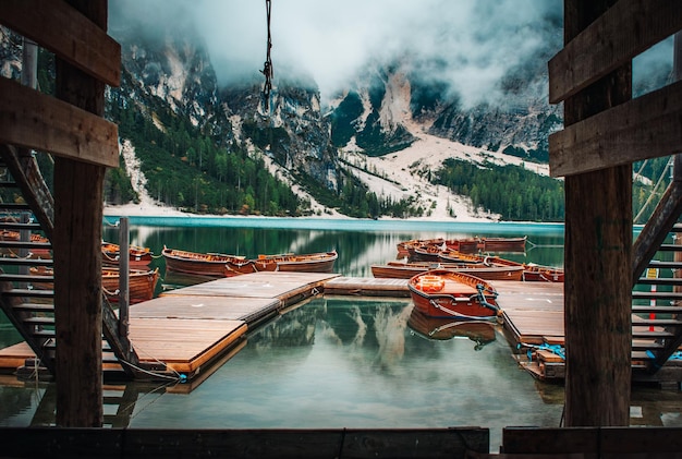 Traumhafte Aussicht auf den Pragser Wildsee