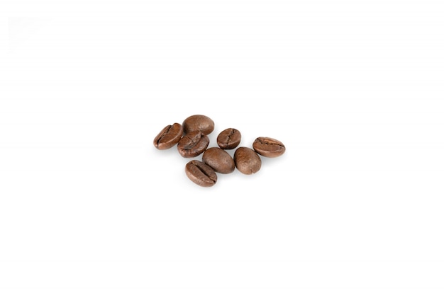 trazado de recorte aislado del grano de café en blanco