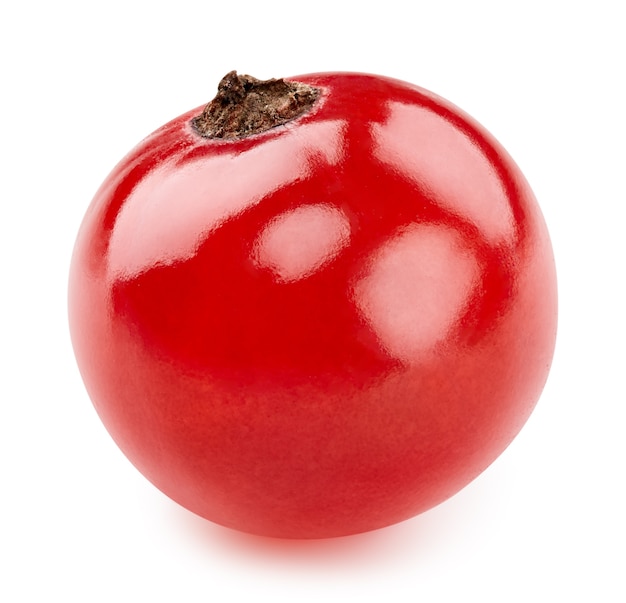Trazado de recorte de grosella roja. Foto de macro de grosella. Grosella roja aislado sobre fondo blanco.