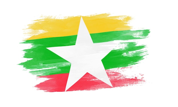 Trazo de pincel de bandera de Myanmar, bandera nacional sobre fondo blanco