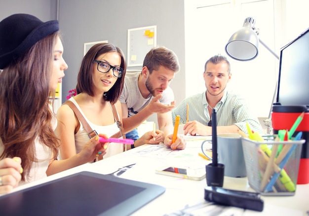 Treffen der Mitarbeiter und Planung der nächsten Arbeitsschritte