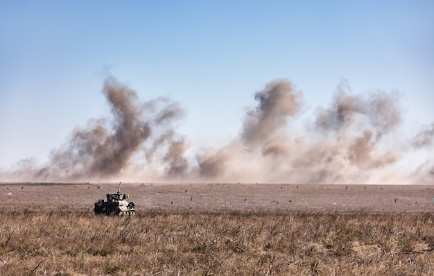 Treinamento de combate das forças armadas da Ucrânia