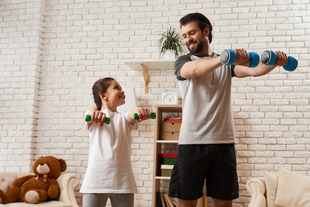 Treinamento de treino. Conceito de família desportivo.