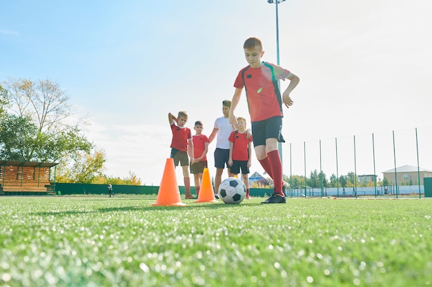 Treinamento júnior da equipe de futebol