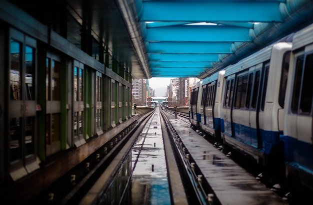 Trem na estação ferroviária