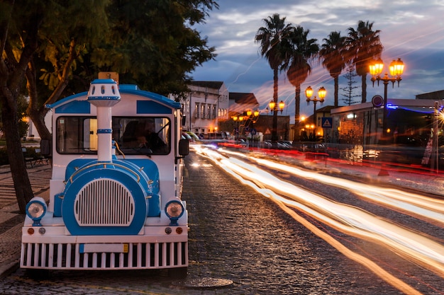 Trem turístico na cidade de Faro