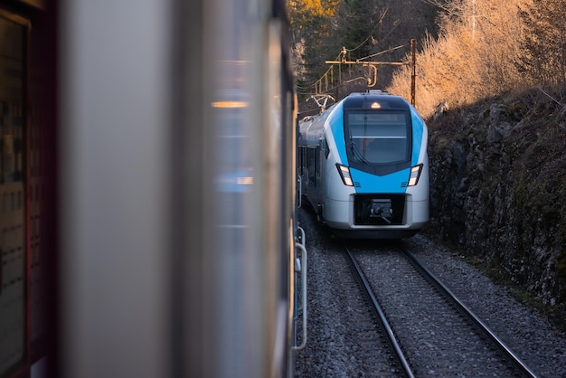 Foto tren en la estación de tren