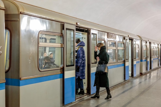 Un tren con mascarilla