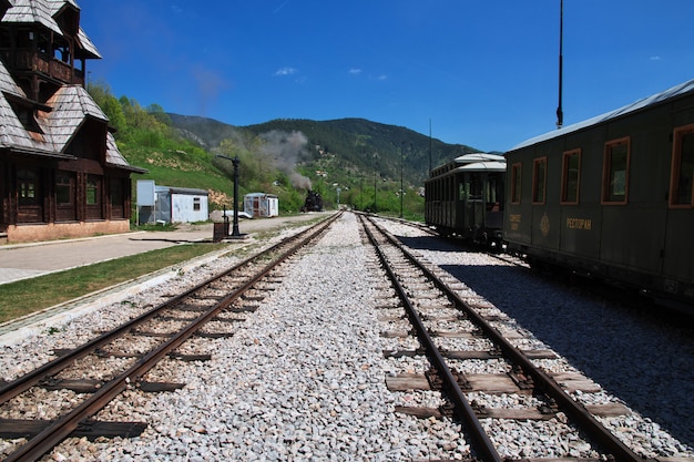 Tren viejo en Drvengrad, Serbia