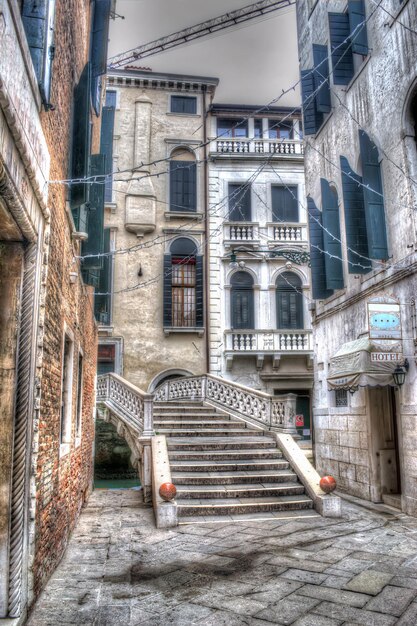 Treppe in Venedig Italien Schwer verarbeitet für HDR-Tone-Mapping-Effekt