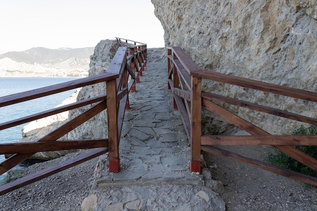 Treppe zum Gipfel des Berges