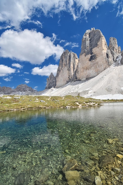 Las tres cime de Lavaredo visti dai laghetti della Grava Longia