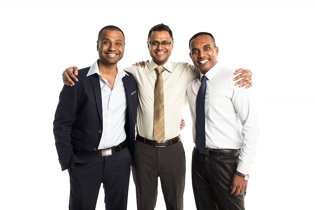 Tres hombres de negocios afroamericanos guapos