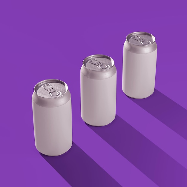 Três latas Modelo de lata de refrigerante de bebida energética isolado em fundo roxo Rótulo em branco