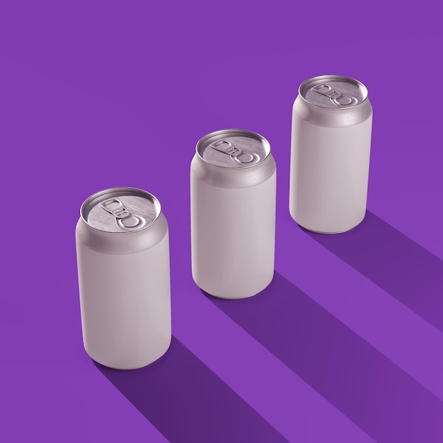 Tres latas de refrescos energéticos modelo de lata aislada sobre un fondo púrpura etiqueta en blanco