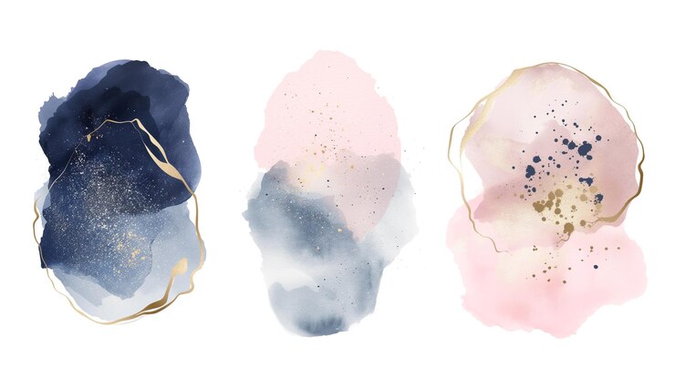 Tres obras de arte de acuarela floral con detalles dorados sobre un fondo blanco
