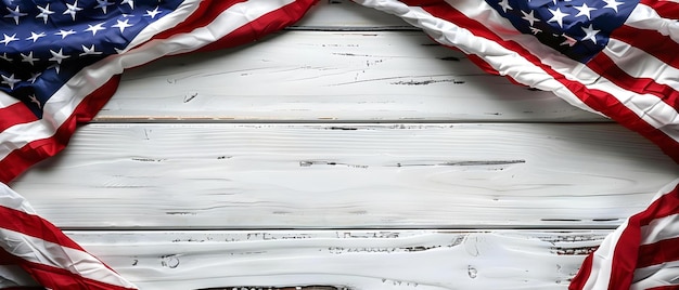 Tributo patriótico Banderas americanas Florales en blanco Concepto Patriótico Tributo Banderas estadounidenses Florales de fondo blanco