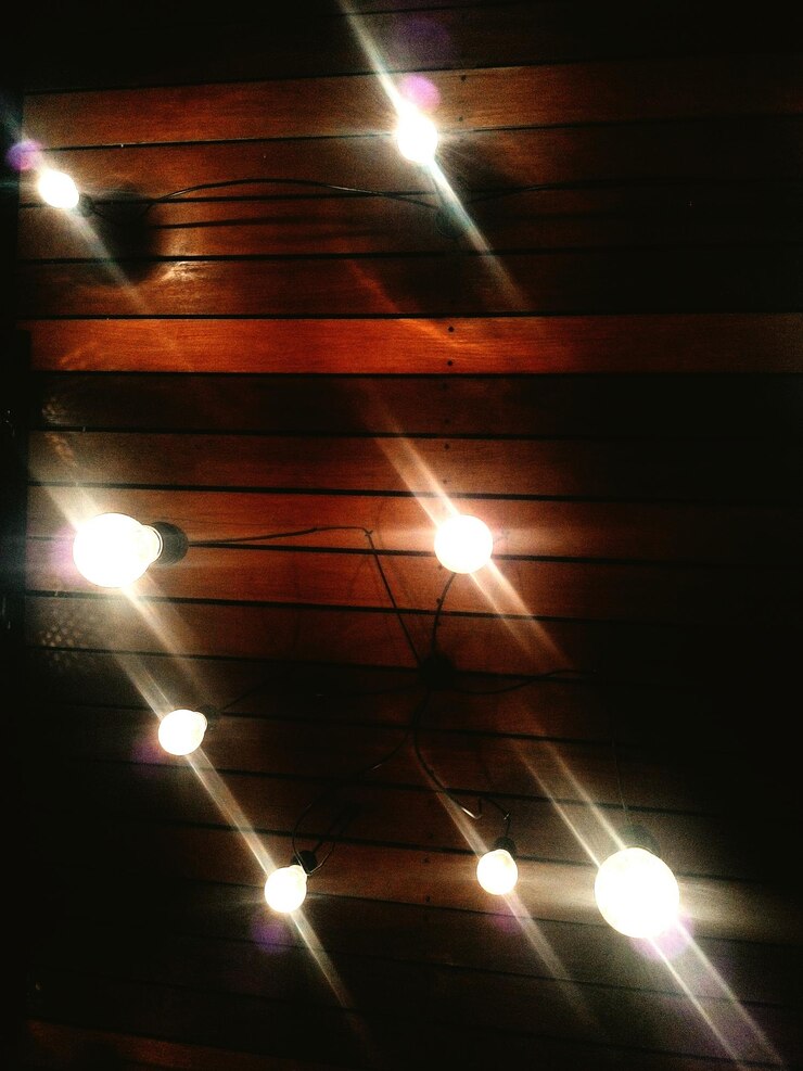 Foto trilhas de luz à noite