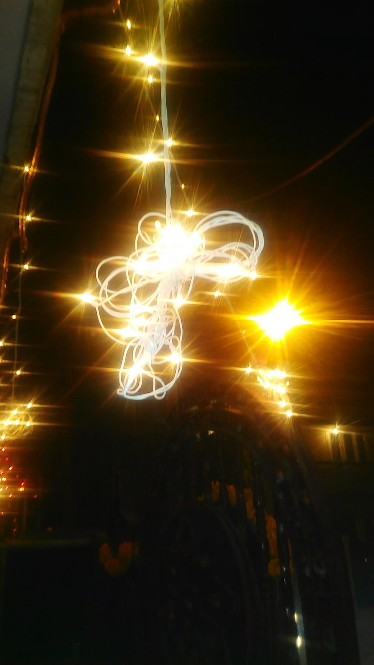 Foto trilhas de luz à noite