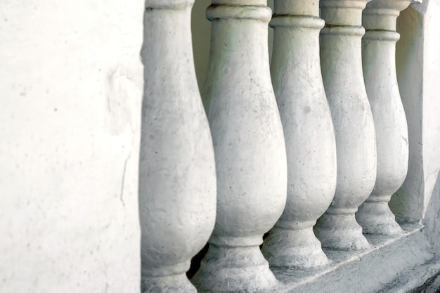 Trilhos de pedra resistidos no templo