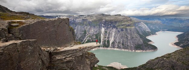 Trolltunga