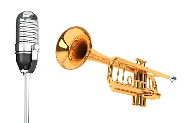 Trompete de latão polido com microfone de prata vintage em um fundo branco