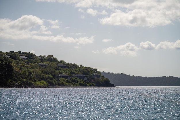 Tropische Inseln und Superyachten in Queensland, Australien