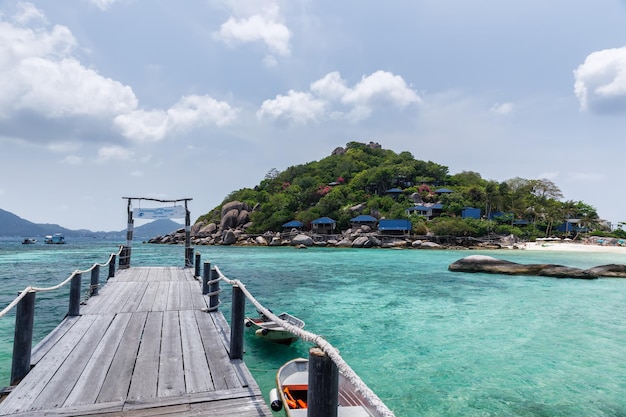 Foto tropische paradiesinsel nang yuan-insel oder koh nang yuan-insel der insel koh tao in thailand