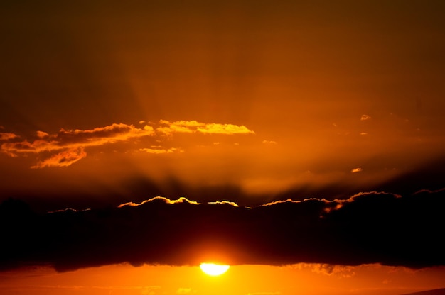 tropischen Sonnenuntergang