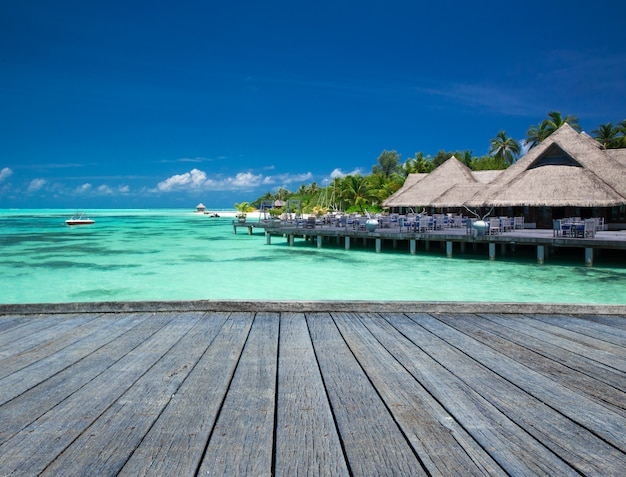 Tropischer Strand auf den Malediven