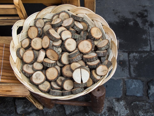 Trozo pequeño de troncos de madera cortados