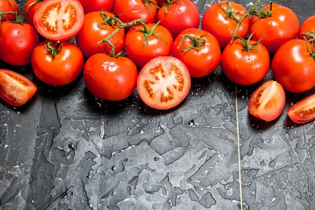 Trozos de tomates frescos