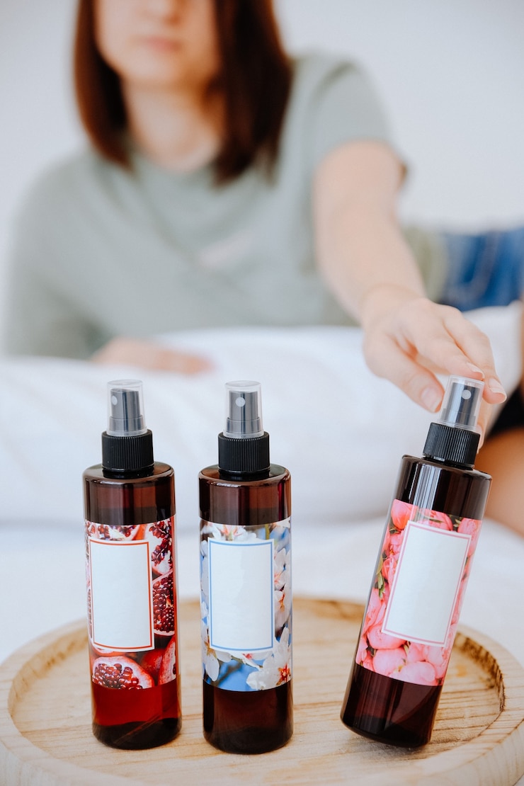 Tubos de cor com creme cosmético, cuidados com a saúde