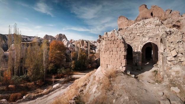 Türkei, Kappadokien, Göreme. Gomeda-Tal. Die Ruinen der Höhlenkirche Timios Stavros-Kirche