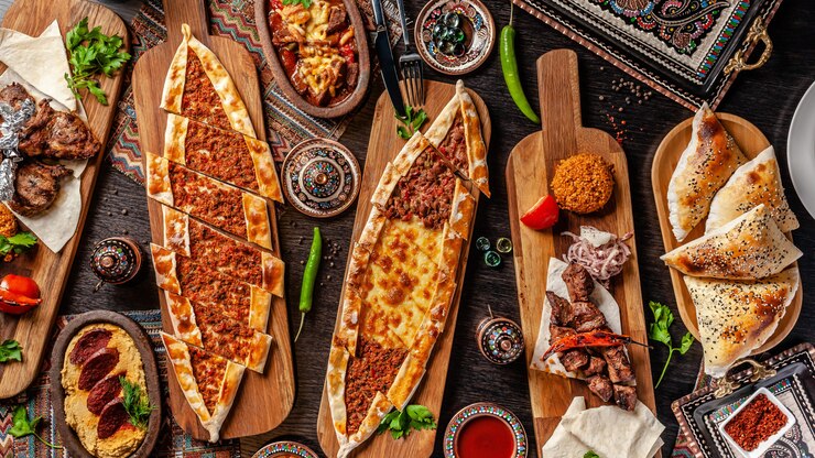 Türkische Pizza Pita mit einer anderen Füllung.