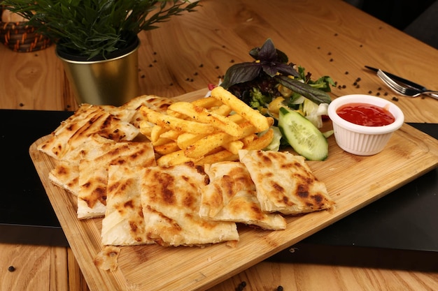 Türkischer Snack und Frühstücksmahlzeit.