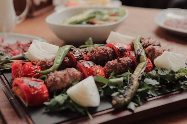 Foto türkischer und arabischer traditioneller ramadan-kebab