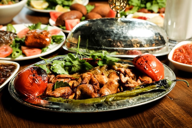 Türkischer und arabischer traditioneller Ramadan-Kebab