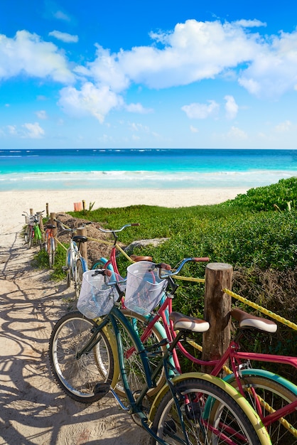 Tulum Caribe praia bicicletas Riviera Maya