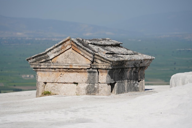 Tumba en la ciudad antigua de Hierápolis Pamukkale Denizli Turkiye