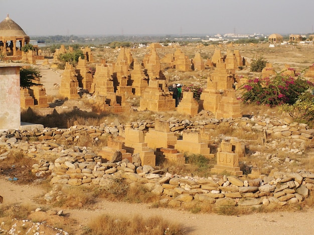 Foto las tumbas de chaukundi en karachi, pakistán