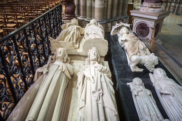 Tumbas de los Reyes de Francia en la Basílica de Saint Denis