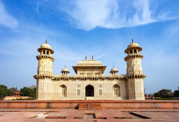 Túmulo de Itmad-ud-Daula, Agra, Índia