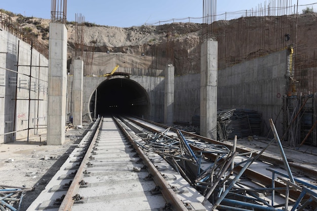 Túnel de entrada al metro