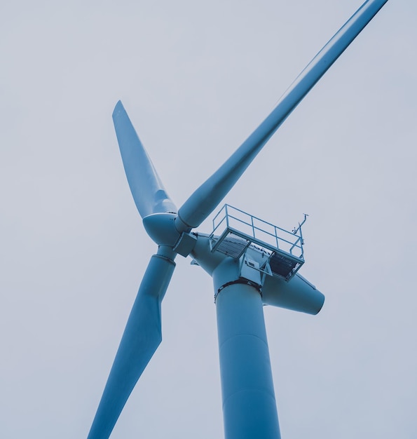 Turbina de moinho de vento para produção de energia elétrica renovável