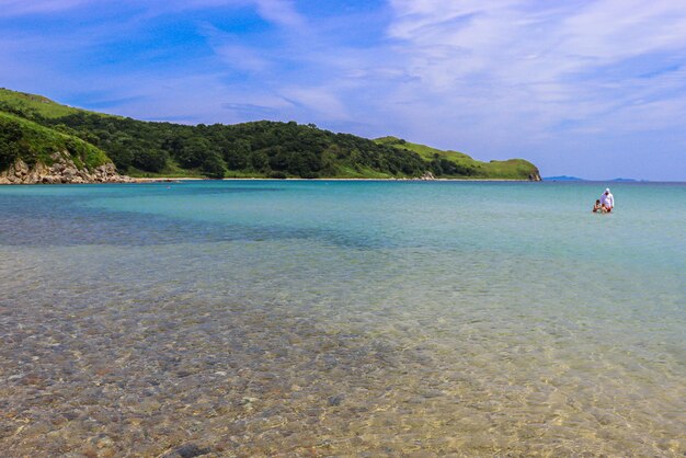 Foto turismo e viagens marítimas descanse no mar primorsky krai